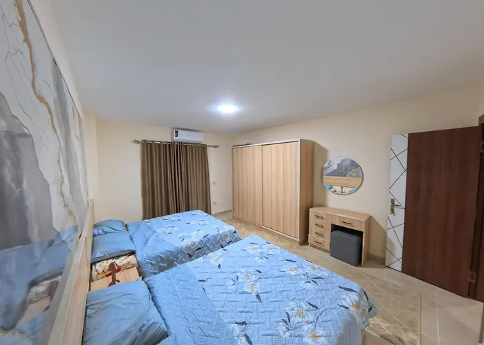 Szálloda New With Sea View And Private Access 82m 4*