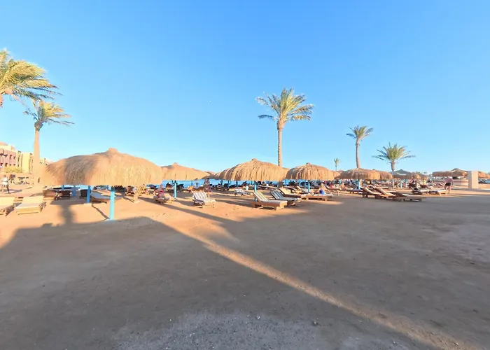 New With Sea View And Private Access 82m Szálloda Gurdaka